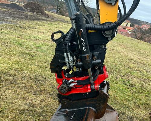 Kolové rypadlo Liebherr A910 Compact Litronic (Možnost leasingu)