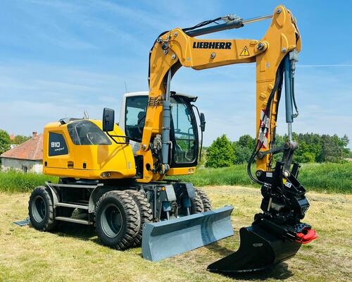 Kolové rypadlo Liebherr A910 Compact (Možnost leasingu)