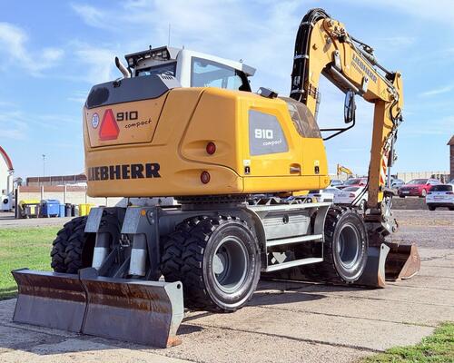 Kolové rypadlo Liebherr A910 (možnost financování)
