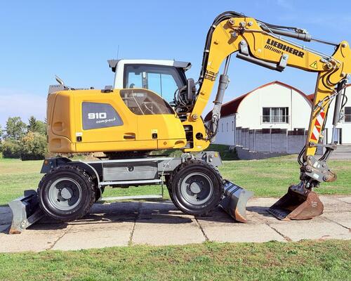 Kolové rypadlo Liebherr A910 (možnost financování)