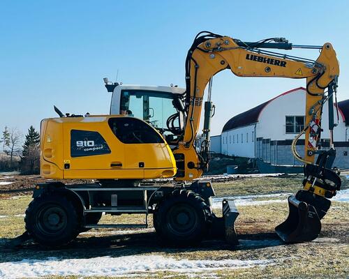 Kolové rypadlo Liebherr A910 (Možnost leasingu)