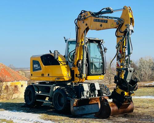 Kolové rypadlo Liebherr A910 (Možnost leasingu)