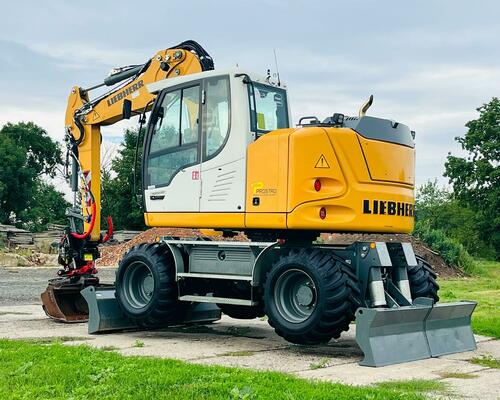 Kolové rypadlo Liebherr A910 (Možnost leasingu)