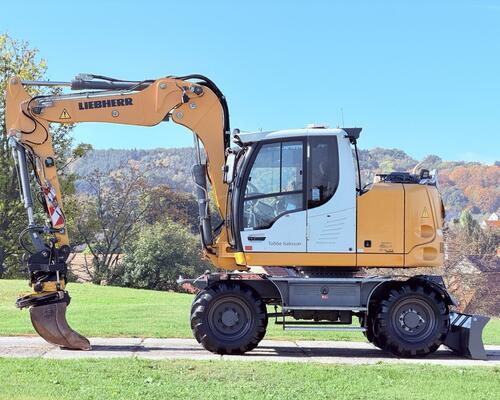 Kolové rypadlo Liebherr A912 Compact Litronic (Možnost leasingu)