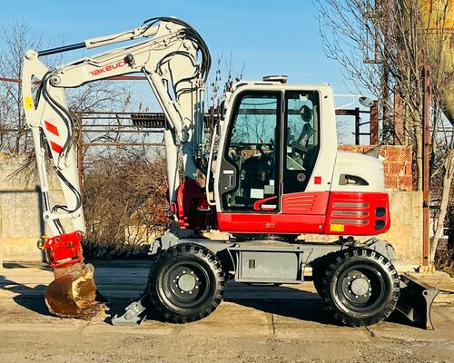 Kolové rypadlo Takeuchi TB295W (Možnost leasingu)