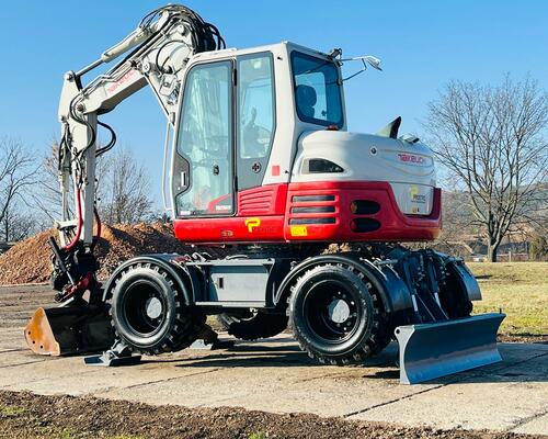 Kolové rypadlo Takeuchi TB295W (Možnost leasingu)