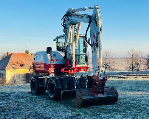 Kolové rypadlo Takeuchi TB295W (Možnost leasingu)
