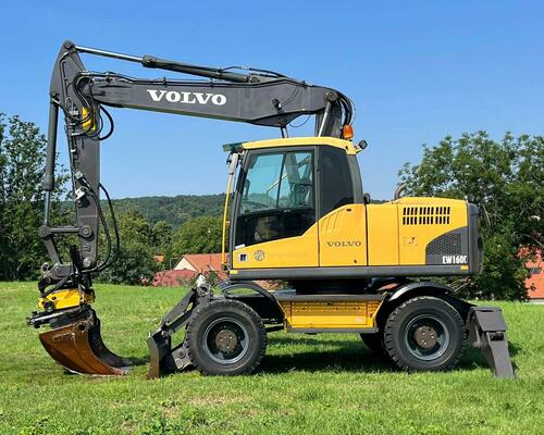 Kolové rypadlo Volvo EW160C (Možnost leasingu)