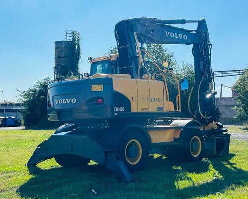 Kolové rypadlo Volvo EW160C (Možnost leasingu)