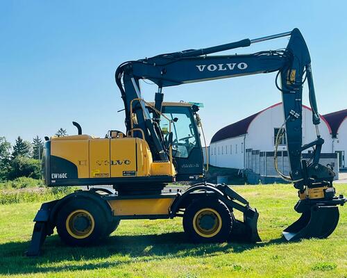 Kolové rypadlo Volvo EW160C (Možnost leasingu)