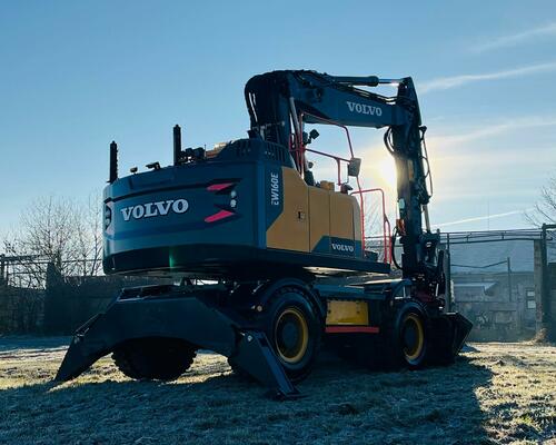 Kolové rypadlo Volvo EW160E (Možnost leasingu) 