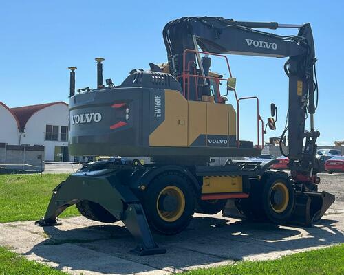 Kolové rypadlo Volvo EW160E (Možnost leasingu) 