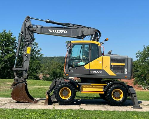 Kolové rypadlo Volvo EW160E (Možnost leasingu)
