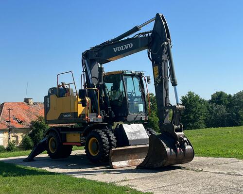 Kolové rypadlo Volvo EW160E (Možnost leasingu)