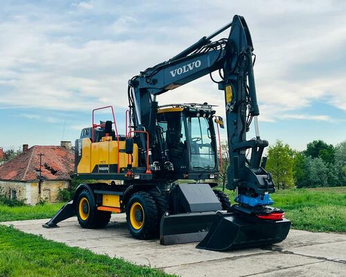 Kolové rypadlo Volvo EW160E (Možnost leasingu)