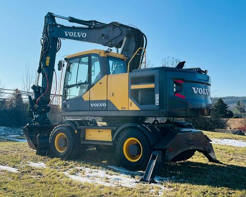Kolové rypadlo Volvo EW180E (Možnost leasingu)