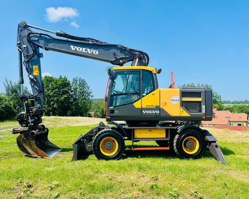 Kolové rypadlo Volvo EW220E (Možnost leasingu)