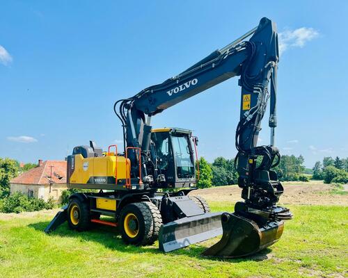 Kolové rypadlo Volvo EW220E (Možnost leasingu)