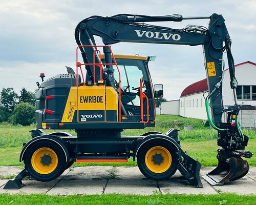 Kolové rypadlo Volvo EWR130E (Možnost leasingu)