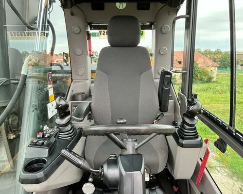 Kolové rypadlo Volvo EWR130E (Možnost leasingu)
