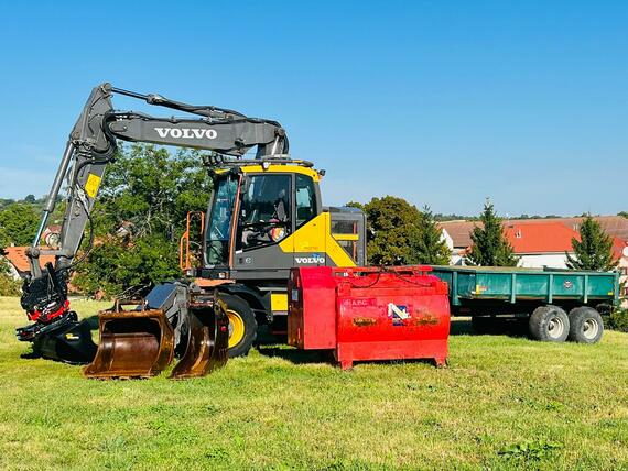 Kolové rypadlo Volvo EWR150E (Možnost leasingu) 