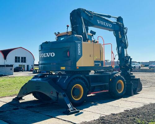 Kolové rypadlo Volvo EWR150E (Možnost leasingu)