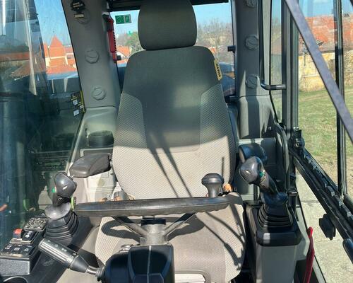 Kolové rypadlo Volvo EWR150E (Možnost leasingu)