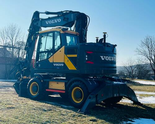 Kolové rypadlo Volvo EWR150E (Možnost leasingu)