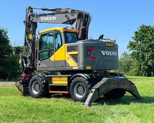 Kolové rypadlo Volvo EWR170E (Možnost leasingu)