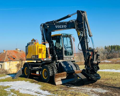 Kolové rypadlo Volvo EWR170E (Možnost leasingu)