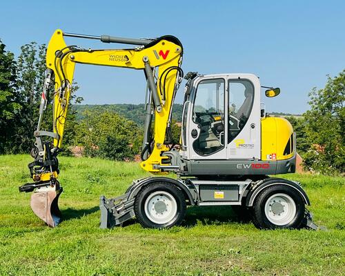 Kolové rypadlo Wacker Neuson EW100 (Možnost leasingu)