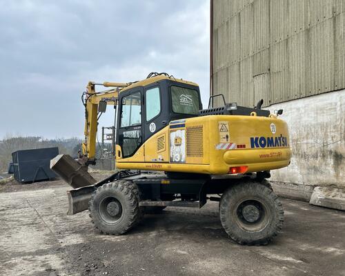 KOMATSU PW130-7