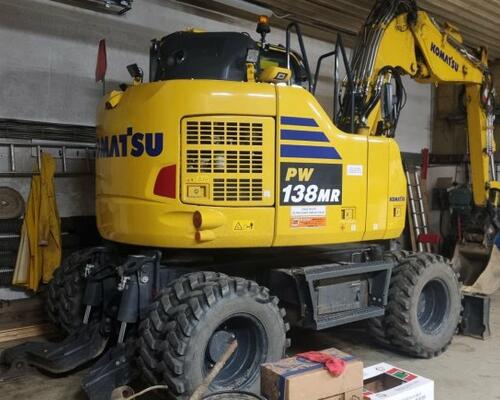 Komatsu PW 138 MR