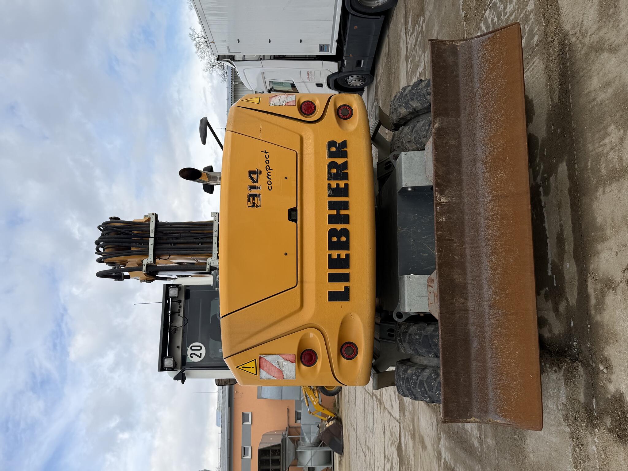 Liebhere 914 compact