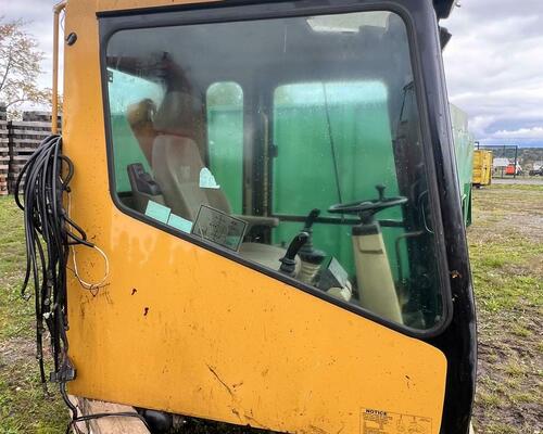 Náhradní díly na kolové rýpadlo CAT M 315