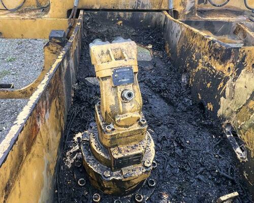 Náhradní díly na kolové rýpadlo CAT M 315