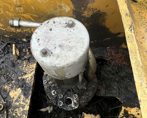 Náhradní díly na kolové rýpadlo CAT M 315