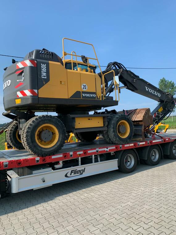 Volvo EW160 