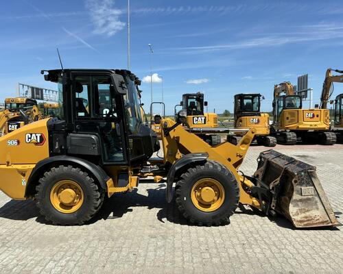 Caterpillar 906