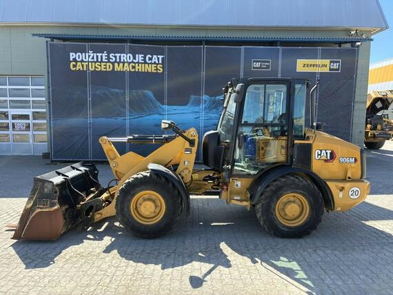 Caterpillar 906M