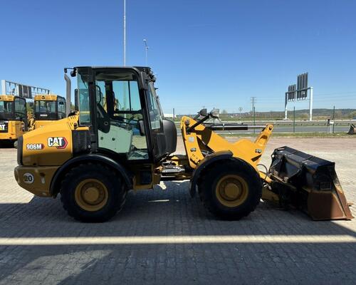 Caterpillar 906M