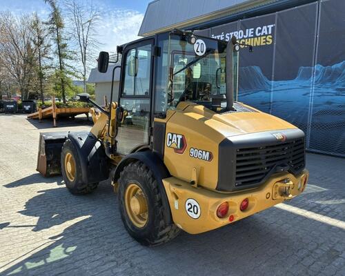 Caterpillar 906M