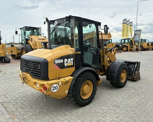 Caterpillar 906M