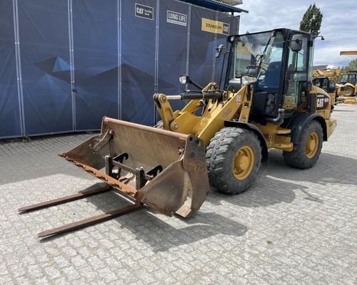 Caterpillar 907M
