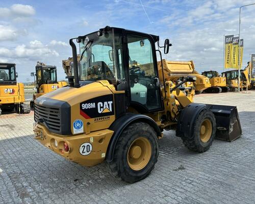 Caterpillar 908M