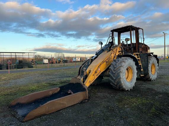 CATERPILLAR 930H-PRODEJ NA NÁHRADNÍ DÍLY