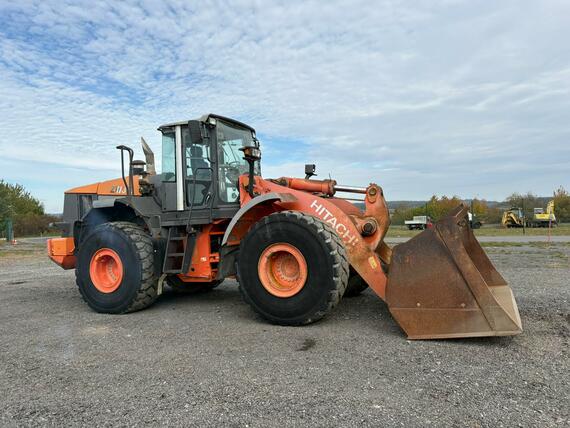 Hitachi ZW310