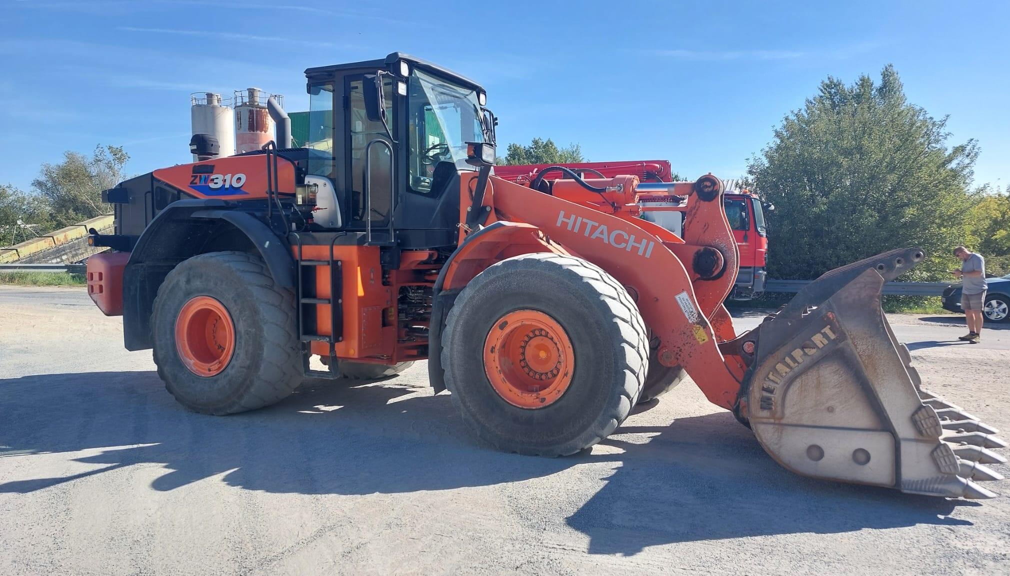 Hitachi ZW310-6 