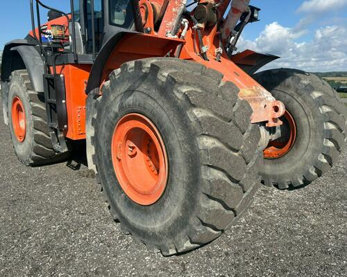 Hitachi ZW310-6
