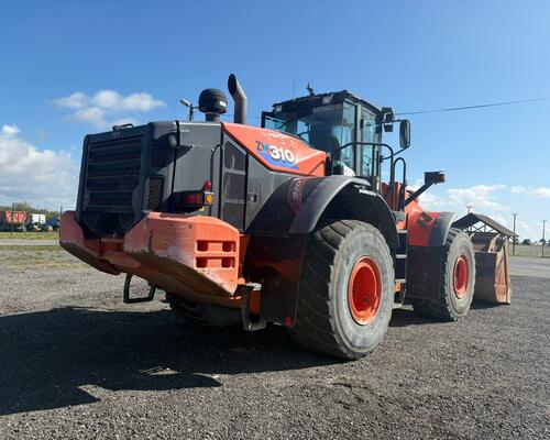 Hitachi ZW310-6